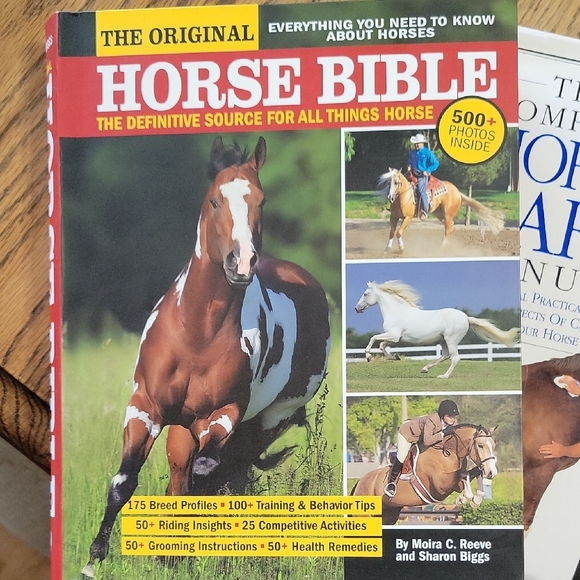 Equestrian Book Collection - Picture 2 of 6